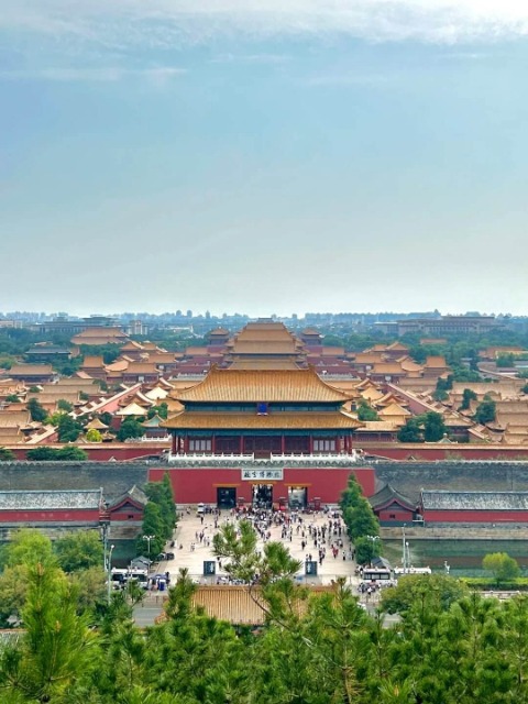 From the top of Jingshan Park, you can overlook the Forbidden City.