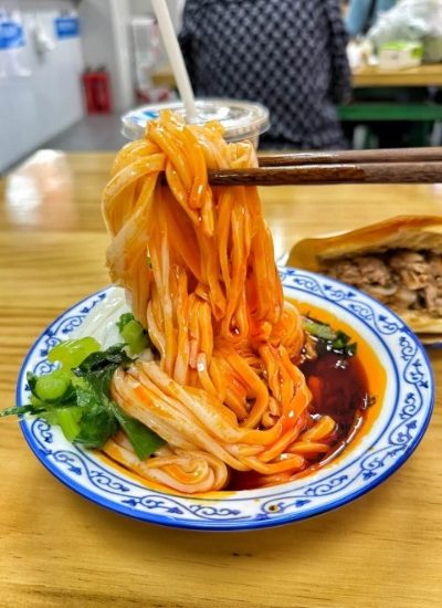 Cold noodles are a popular dish in Xi'an cuisine, loved for their chewy texture and tangy dressing.