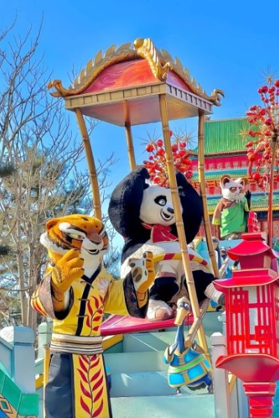 Kung Fu Panda in the parade of flower floats.