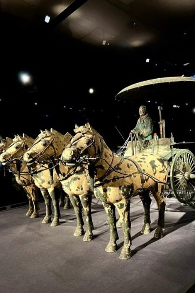 The bronze chariot and horse at Lishan Garden in Xi'an.