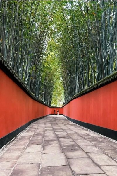 Red Wall Corridor at Chengdu Wu Hou Shrine, one of the Chengdu attractions.