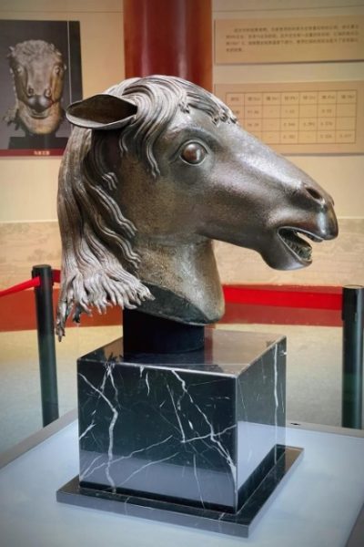 The highlight of the Zhengjue Temple Museum is the Horse-Headed statue.